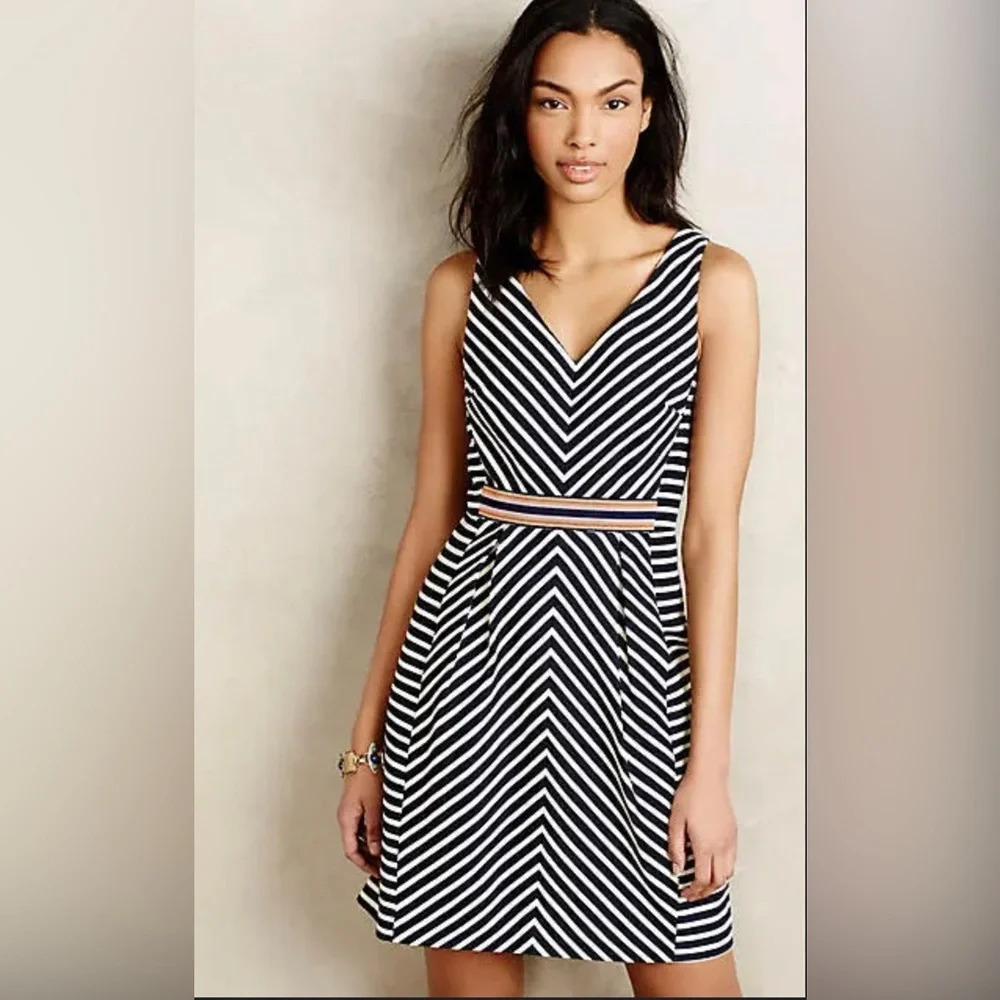 Anthropologie Maeve navy and white miter stripe sleeveless dress sz 8